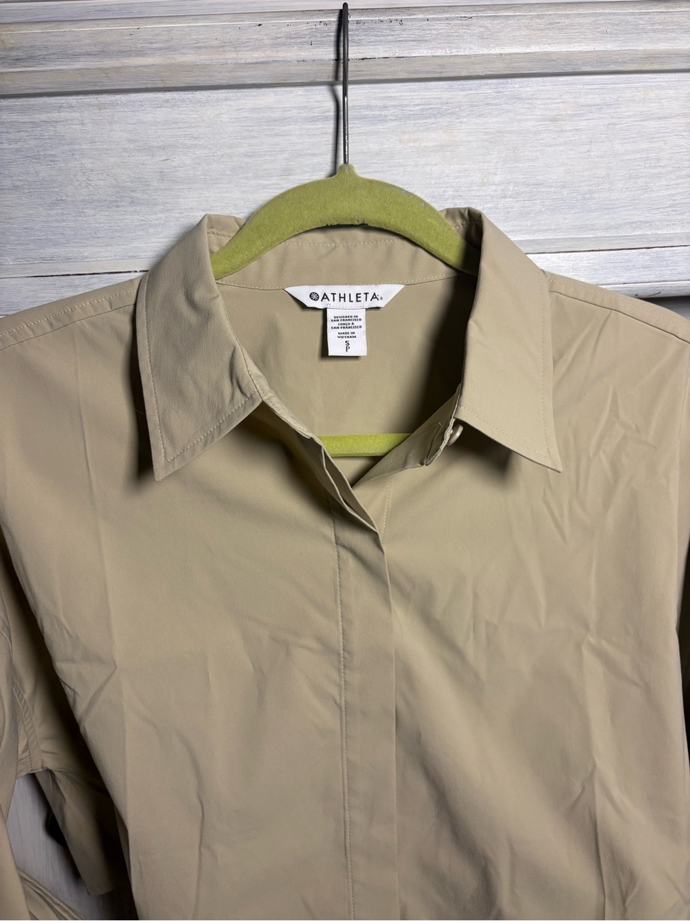 Athleta Midday Ultra Cropped Khaki Button Down Preppy Academia Everyday Boxy - Picture 7 of 9
